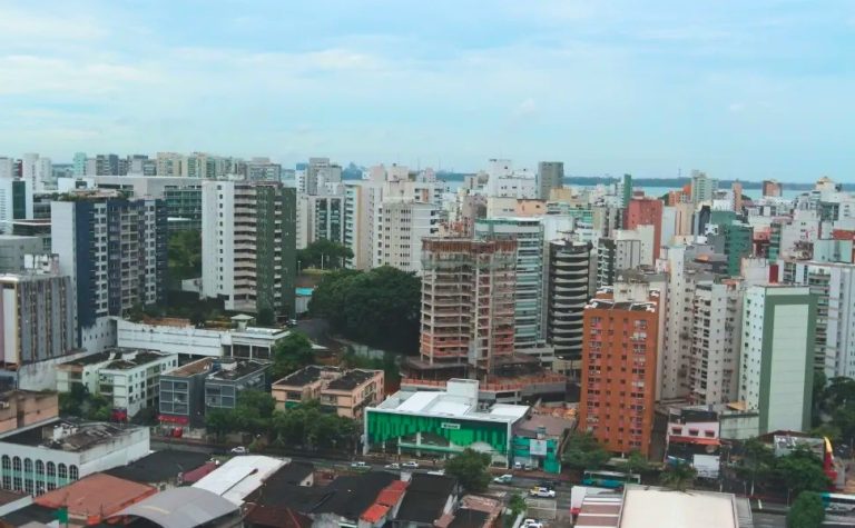 Vitória se torna a cidade com o metro quadrado mais caro do país
