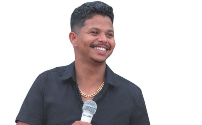 Yuri Rocha lança álbum Sertanejo in Brega com releituras